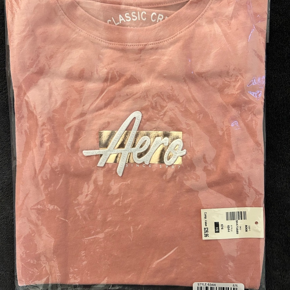 New still w/tag Aeropostale classic crew shirt